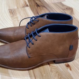 Men's size 12 Chukka Boots